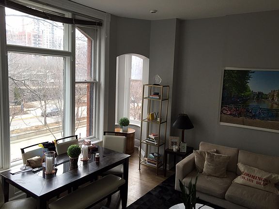 5th image of 1338 N La Salle Dr APT 3F