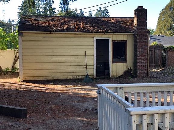 4th image of 180 W Hereford St