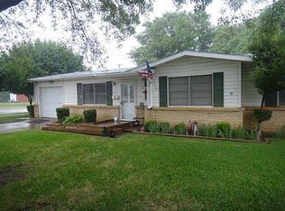 701 Greenway Dr, Hurst, TX 76053