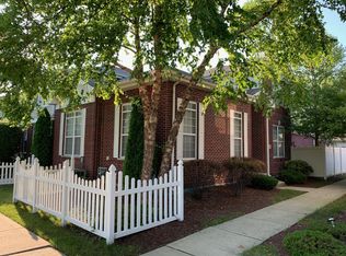 18623 W Point Dr, Tinley Park, IL 60477