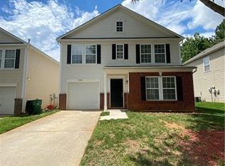 8428 Panglemont Dr, Charlotte, NC 28269