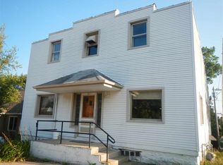 211 E Lincoln St, Mount Horeb, WI 53572