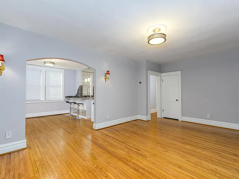 7742 Delmar Blvd #1 — Photo 7