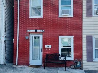 11 S 3rd St, Coplay, PA 18037