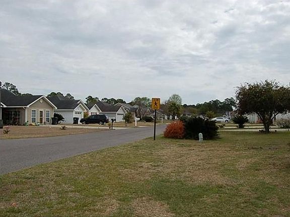 4th image of 104 Zachary Dr