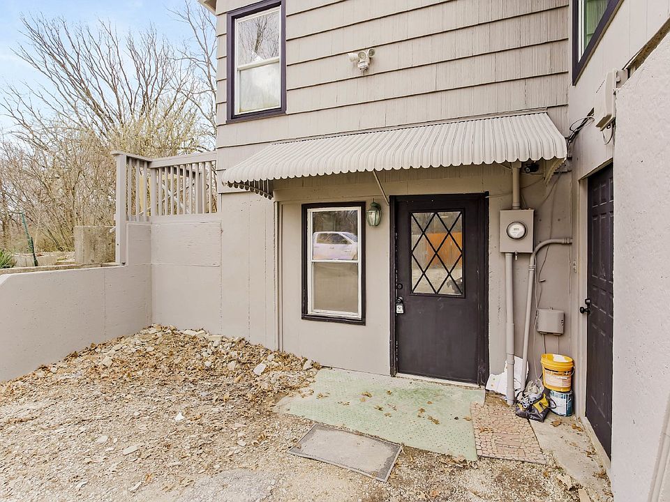 1st image of 2649 S Sterling Ave