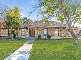 1830 Green Ridge Ct, Carrollton, TX 75007