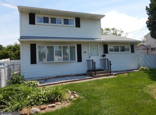 509 N Coles Ave, Maple Shade, NJ 08052