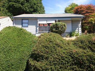 5952 37th Ave SW, Seattle, WA 98126