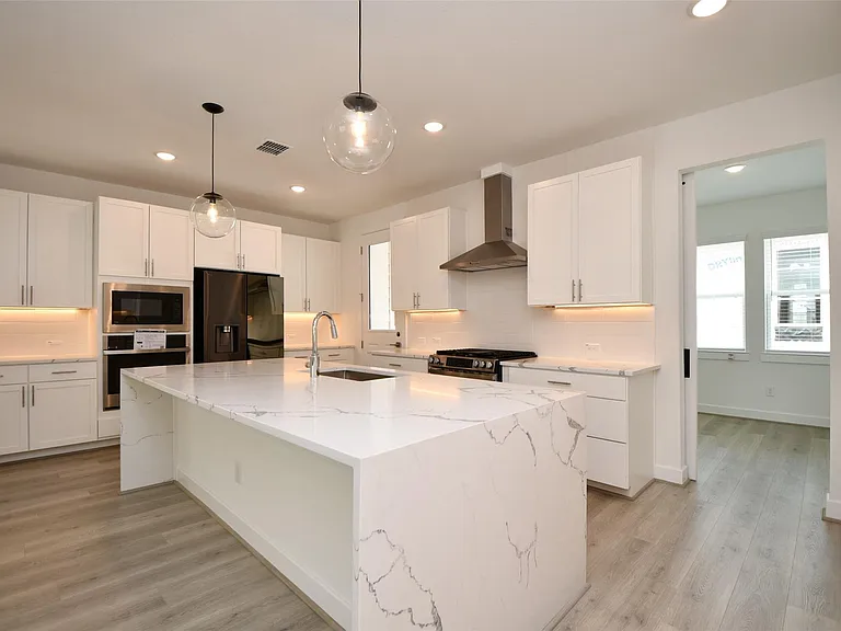 2209 Via Laura Ln — Photo 17
