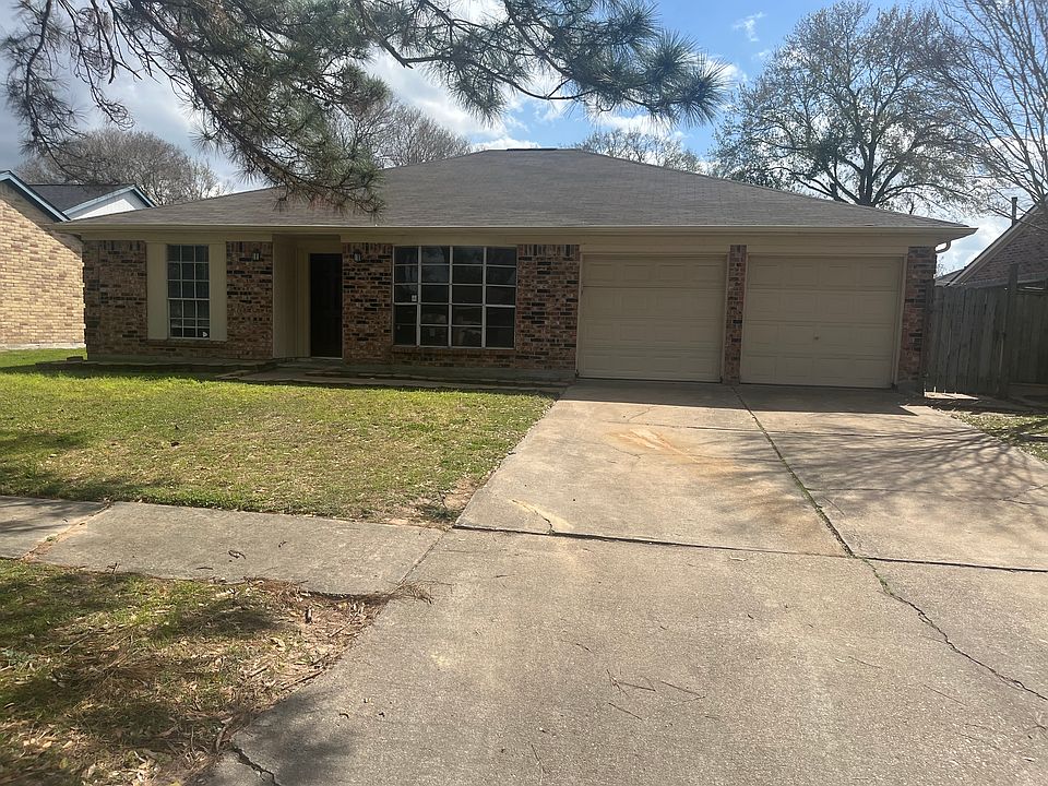 1st image of 16631 Castle Fraser Dr
