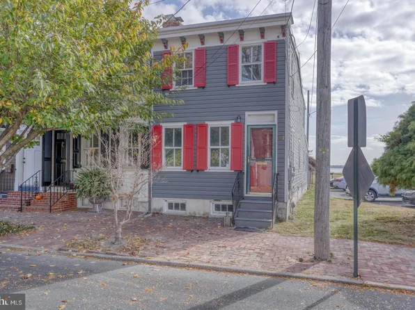 207 E 2nd St, New Castle, DE 19720
