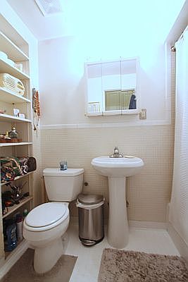 4th image of 50 E 66th St APT 2A