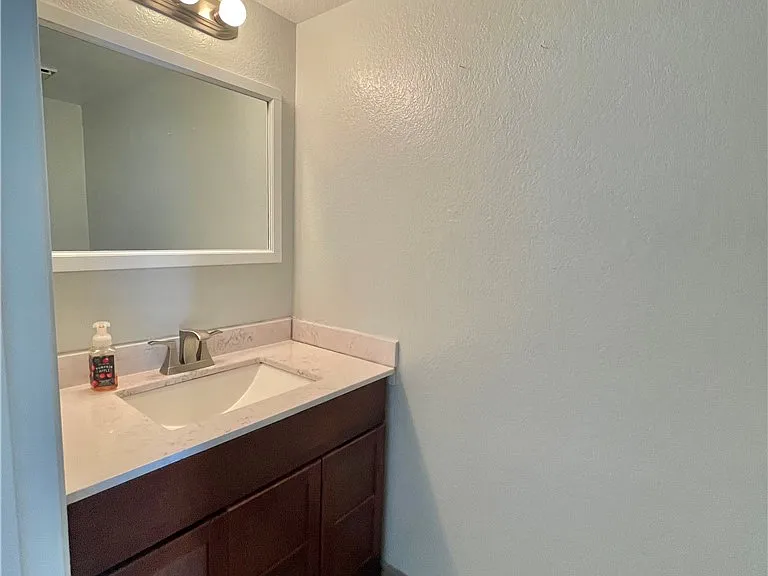 5640 Riverside Dr #110 — Photo 8