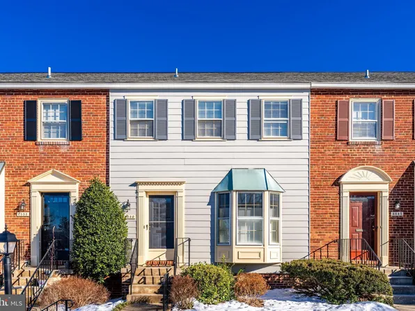 4840 Chevy Chase Dr #151, Chevy Chase, MD 20815