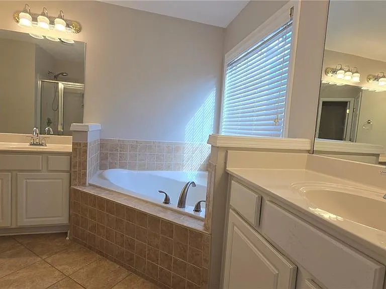 6099 Prestwood Dr — Photo 21
