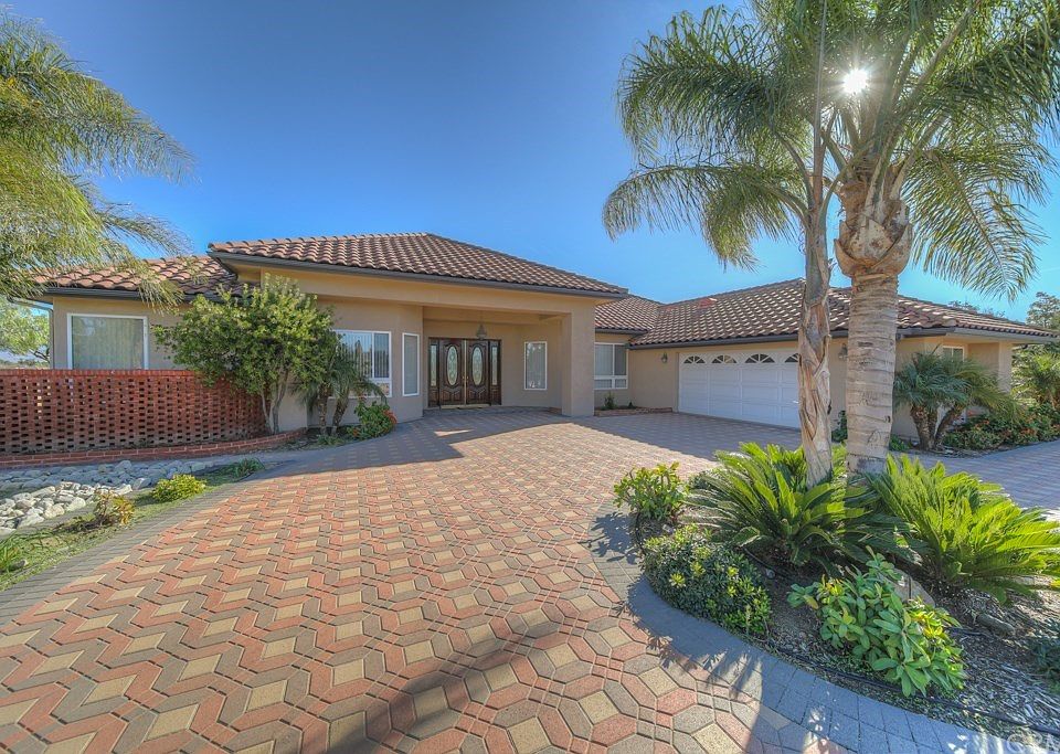 1st image of 29185 Greenberg Pl