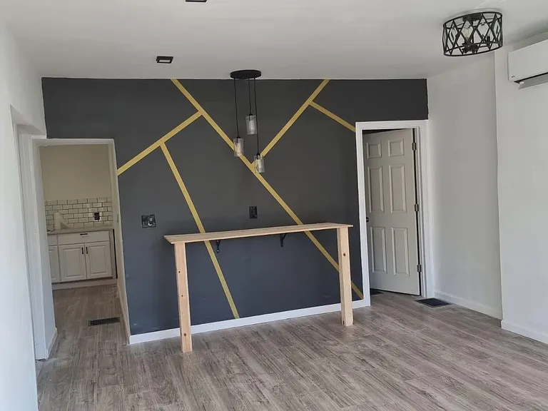 2811 Brentwood Ave — Photo 3