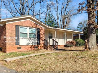 931 Carrington Dr, Charlotte, NC 28214