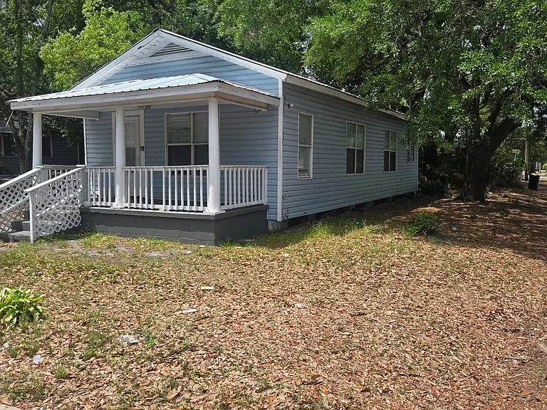 3046 Jupiter Ave — Photo 1