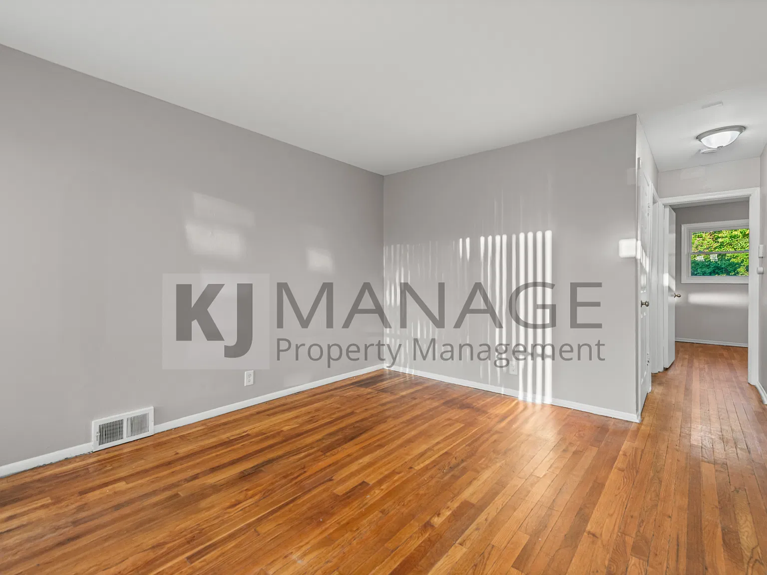 2 bed, 750 sqft, $1,195 — Photo 4