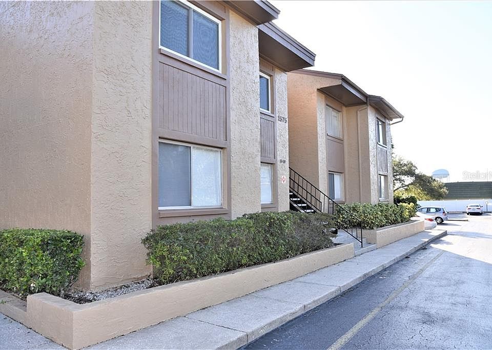 1st image of 1575 Greenlea Dr APT 10