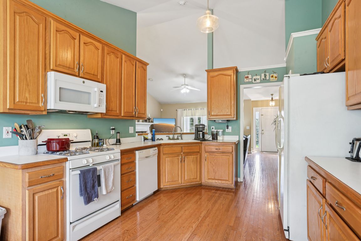 Morning Crest Way-S1607-016.jpg