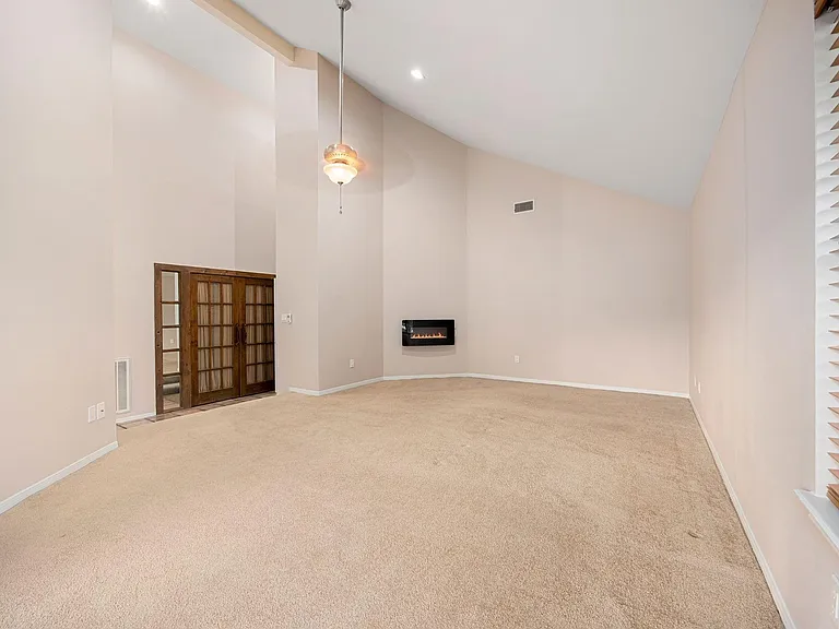19806 Sunbridge Ln — Photo 15
