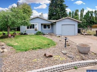 4152 Vickie Ct, Hubbard, OR 97032