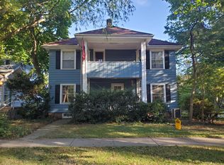 705 S Busey Ave, Urbana, IL 61801