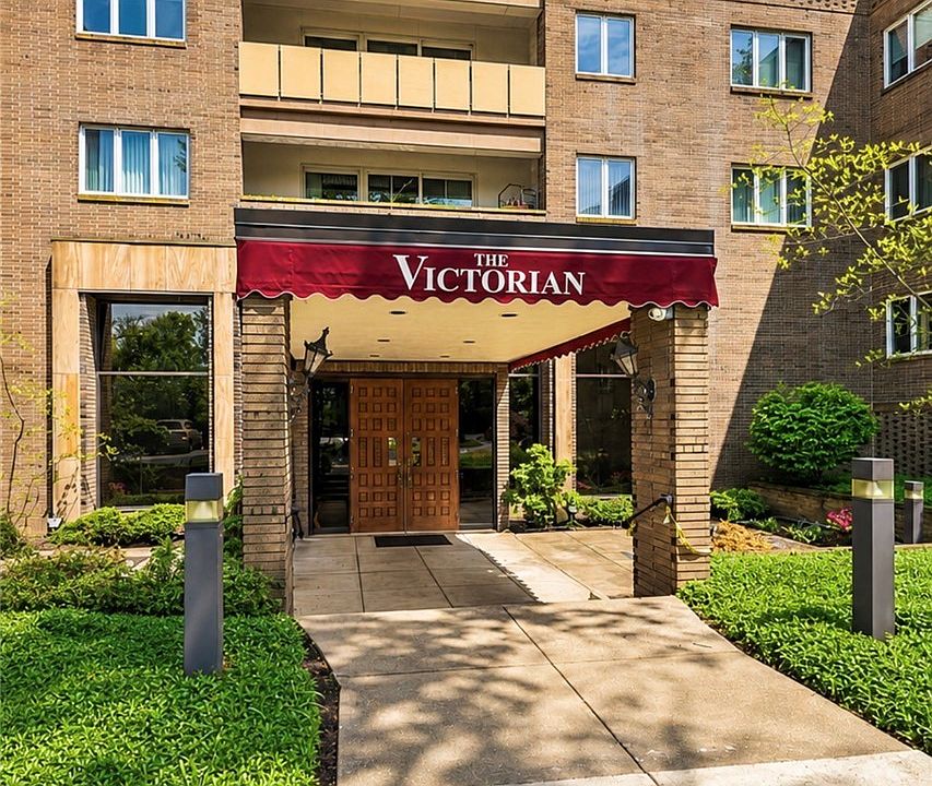 1st image of 3701 Mayfield Rd APT 301