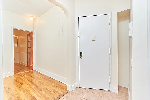 Rented by United Group | media 23