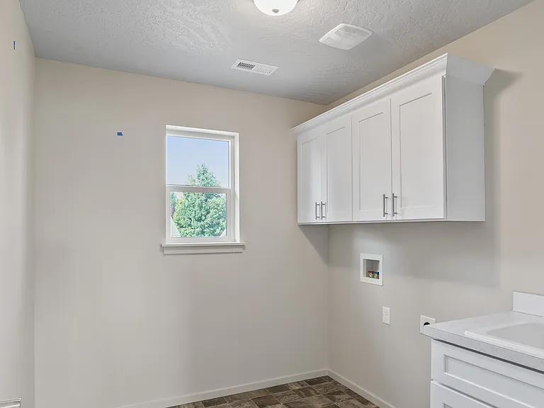 505 N Arc Ct — Photo 13