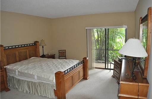 4th image of 13334 Polo Club Road #226/227