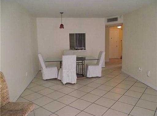 4th image of 1398 NE 191st St #C108
