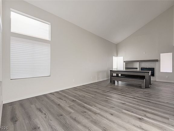 4th image of 7946 Kentshire Dr