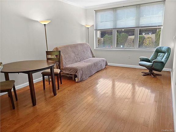 5th image of 300 Mamaroneck Ave APT 423