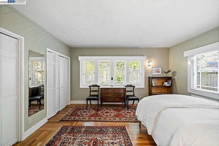 769 Vincente Ave — Photo 21