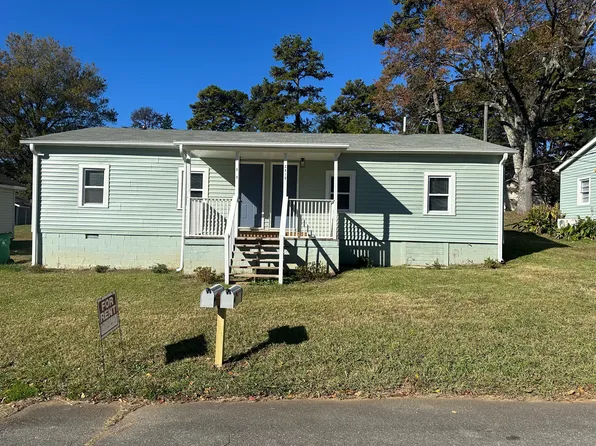 2513 Eddington St, Charlotte, NC 28208
