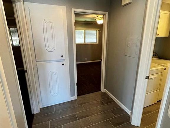5th image of 14 Tennessee St APT C