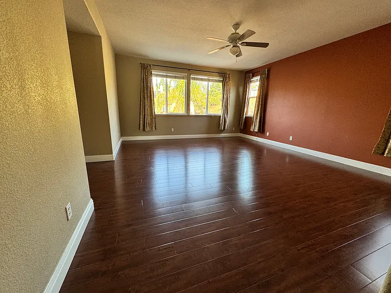 601 Barranca Ct — Photo 23