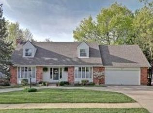 703 NE Pilgrim Way, Lees Summit, MO 64086