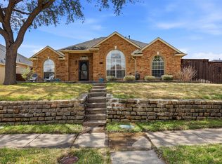 3623 Canyon Oaks Dr, Carrollton, TX 75007