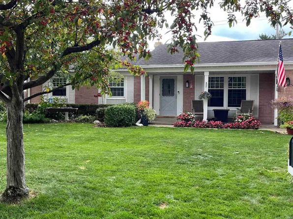 1505 N Bay Dr, Elkhart, IN 46514