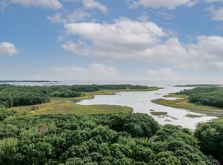 43 Mills Rd, Kennebunkport, ME 04046