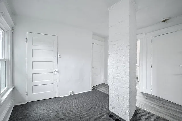 223 N 4th St #3 — Photo 5
