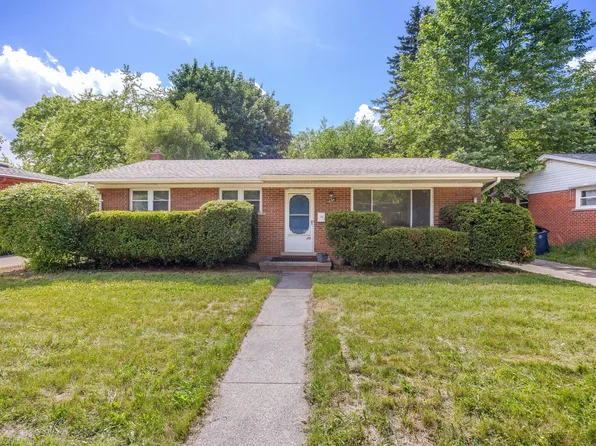 1031 N Maple Rd, Ann Arbor, MI 48103