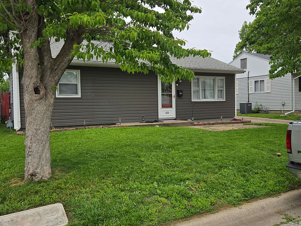 1st image of 1819 Highland Dr N