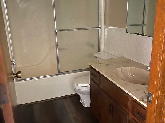 5th image of 307 S 2nd St #5