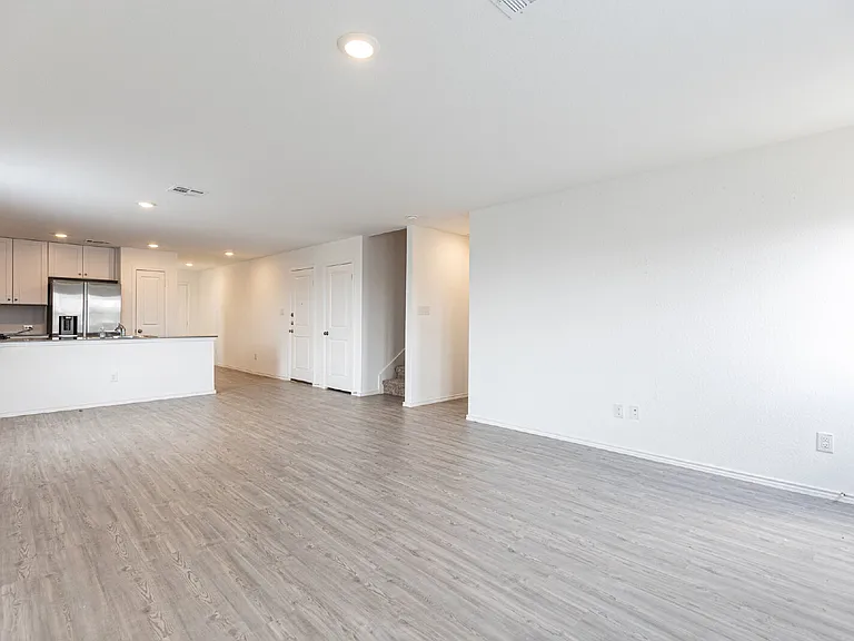 31708 Ambrose St — Photo 11